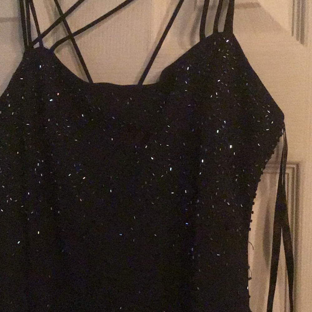 Chelsea niles formal dress